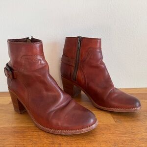 Frye Janis Cognac Leather Zip Ankle Boot 7
